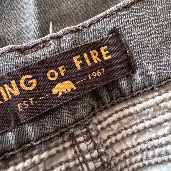 Ring Of Fire Slim Fit Jeans Gray Men Size 33X32 EUC - Picture 4 of 5